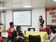 充满童趣的创意与铿锵有