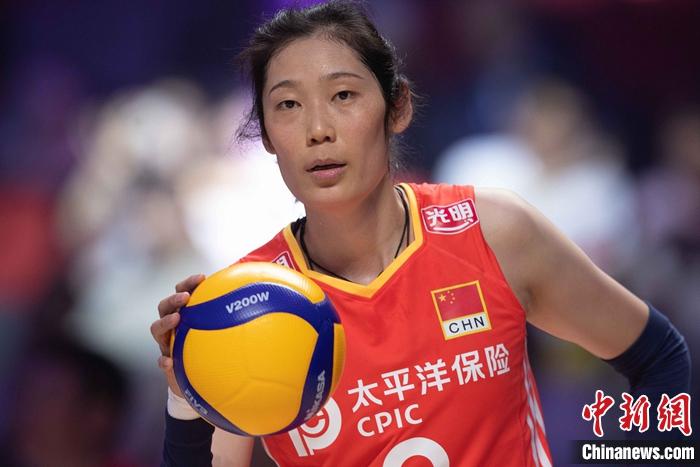 中国女排不敌日本后，世界排名分差大幅缩小，