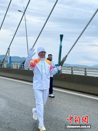 侯琨在米兰传递北京冬奥精神:以圣火点亮和平