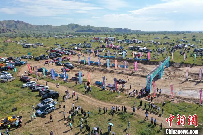 600余名赛车手齐聚林西 燃情西拉沐伦开启全国车